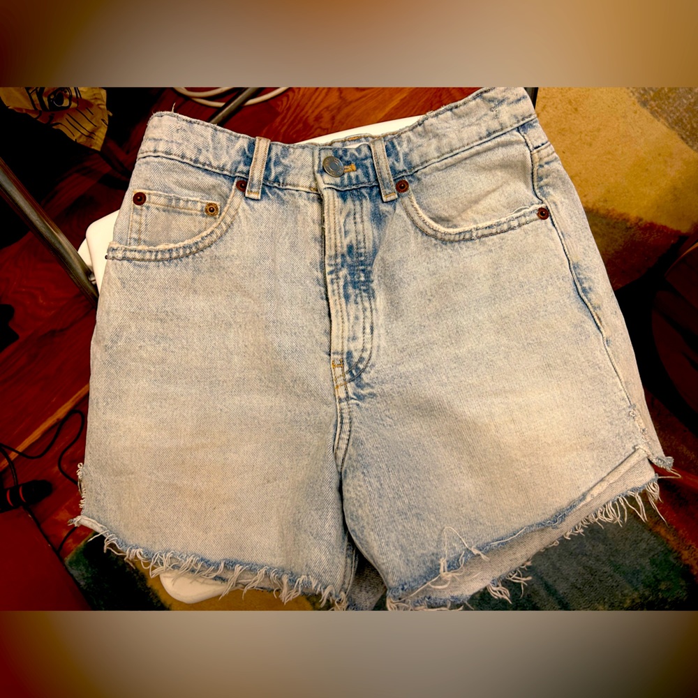 Cute Zara light blue denim shorts
